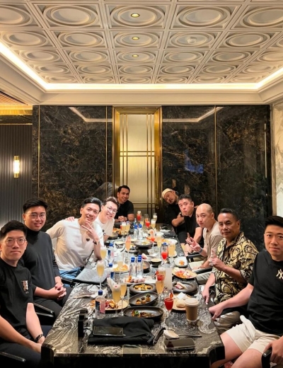 Đặt Tiệc Họp Mặt Gia Đình